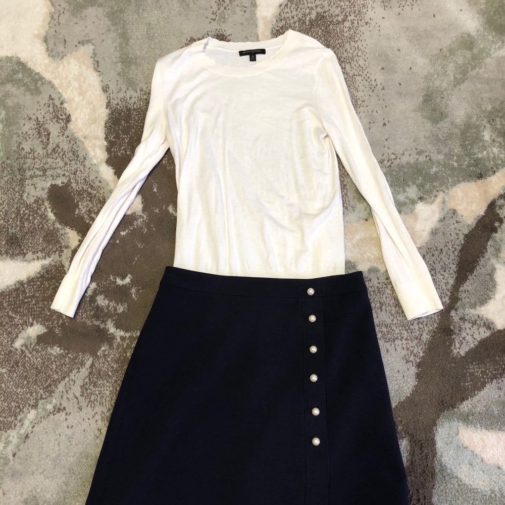 Banana Republic sweater with scalloped crew neck